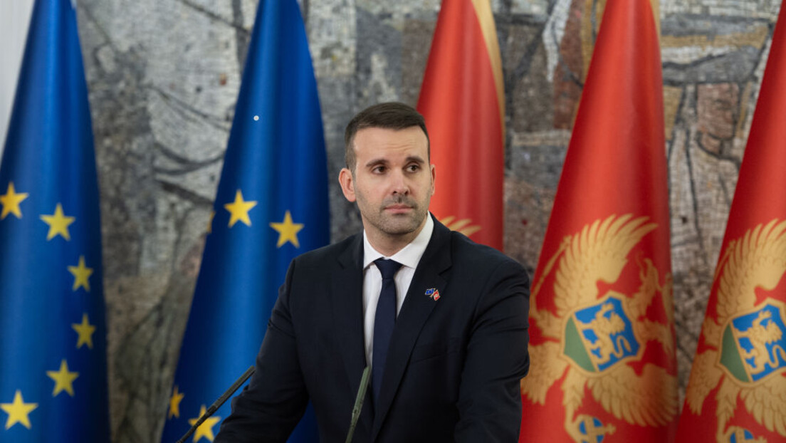 Спајић: Парламент да усвоји буџет, не могу пензионери да чекају милост опозиције