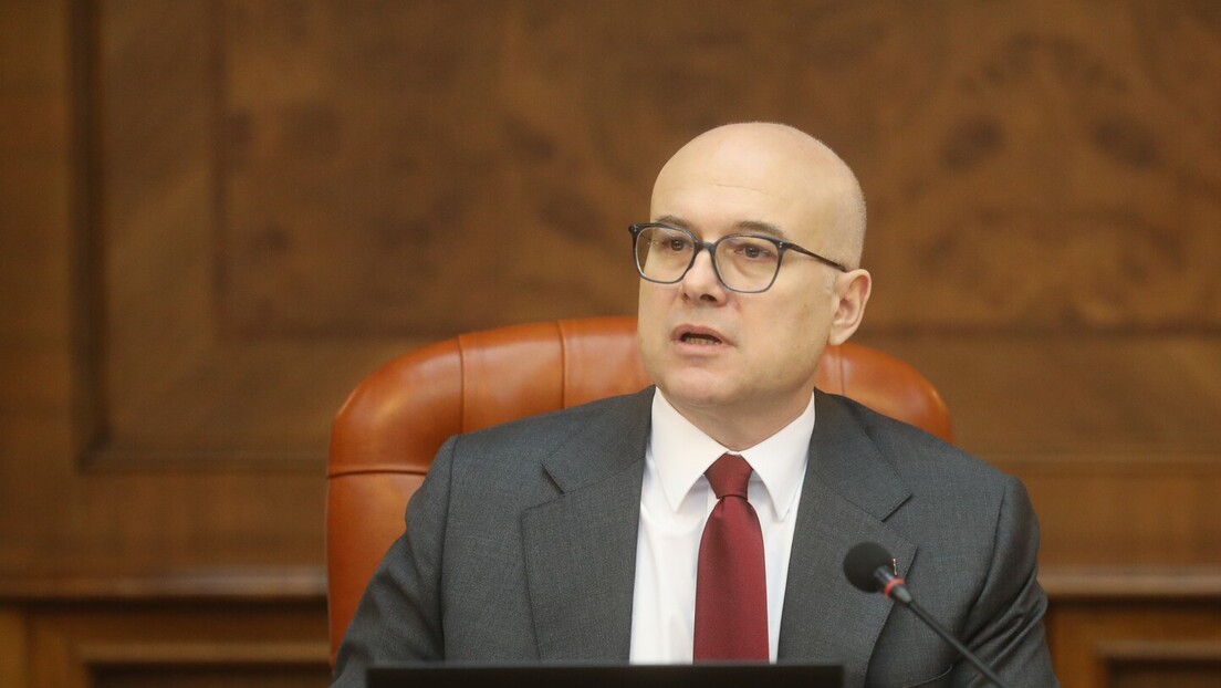 Vučević o isplati februarskih zarada prosvetarima: To ne bi bilo fer
