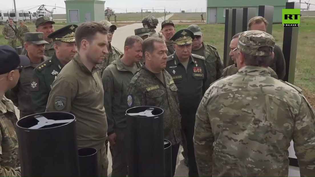 Медведев: Русија тестирала нове ракете (ВИДЕО)