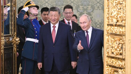 Разговарали Путин и Си: Осудили напад Израела на Иран, договорен нови сусрет